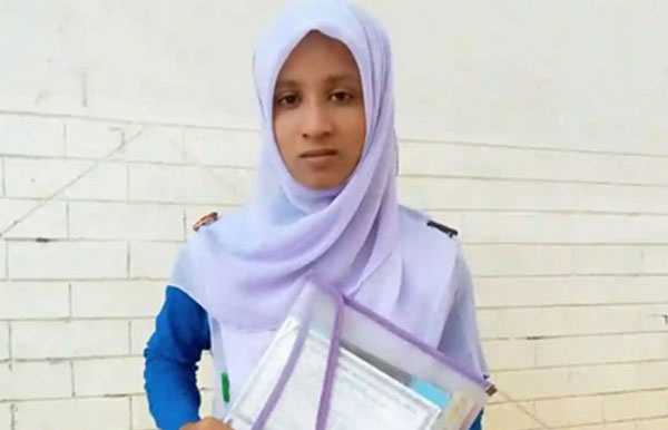 বাড়িতে বাবার লাশ রেখে এসএসসি পরীক্ষা দিলো সুমাইয়া!