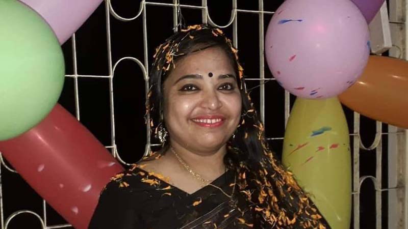 দাপট দেখিয়ে ‘ওসির বউ’বলা উপ-রেজিস্ট্রারকে স্ট্যান্ড রিলিজ 