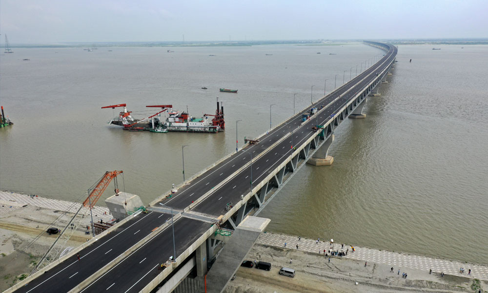 ব্যাংক খাতে সৃষ্ট মন্দ ঋণ দিয়ে করা যেত ২৪টি পদ্মা সেতু ও ১৪টি মেট্রোরেল