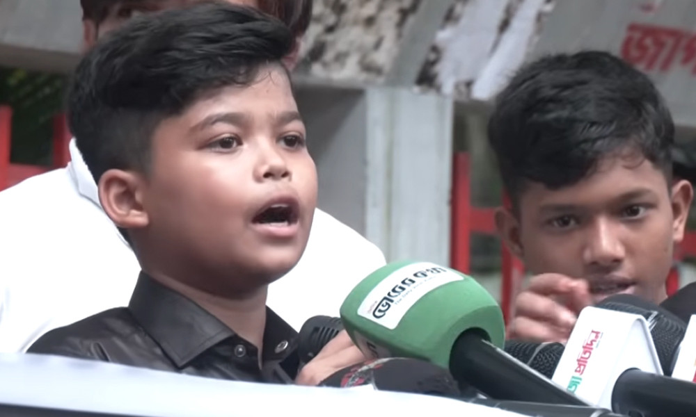 কিসের স্বাধীন দেশ, আমার বাবাকে প্রকাশ্যে হত্যা করে মিছিল করতেছে