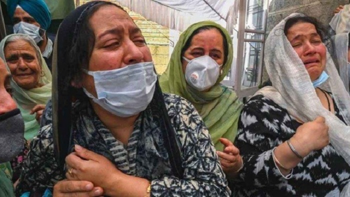 ভারতজুড়ে চলছে মুসলিম বিদ্বেষ, কাশ্মীরের মুসলমানদের জীবন হুমকিতে