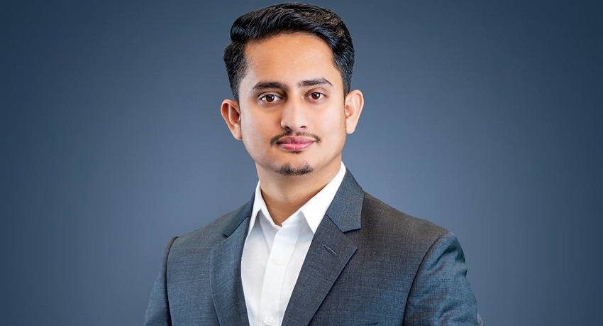 সেনাপ্রধানের ভূয়সী প্রশংসায় সারজিস আলম 