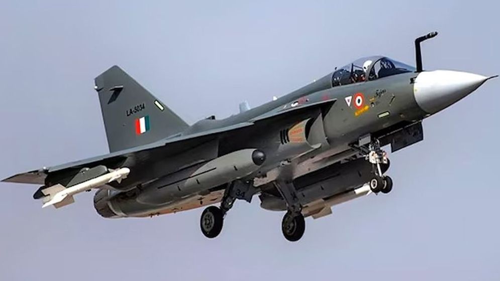 আবারও বিধ্বস্ত ভারতের যুদ্ধবিমান তেজস