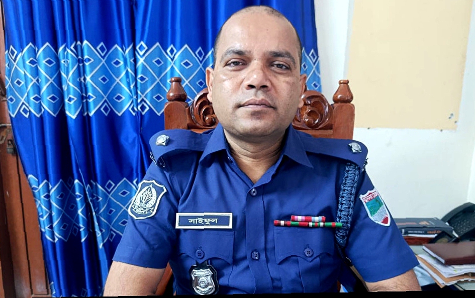 যশোরে নারীসহ রেস্ট হাউসে ধরা পড়া সেই ওসি প্রত্যাহার