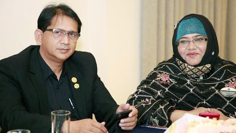 শিক্ষার্থীদের ‘কোটি কোটি টাকা হাতিয়ে’ সপরিবারে পালিয়েছেন বিএসবির বাশার
