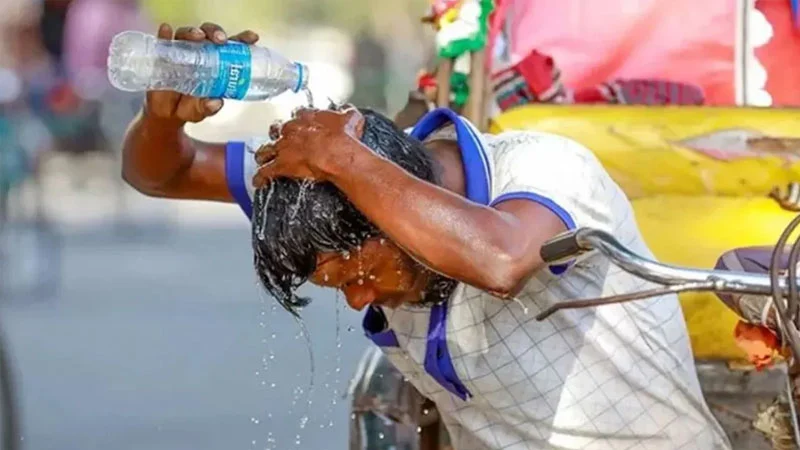 হিট অ্যালার্ট বাড়ল আরও ৩ দিন
