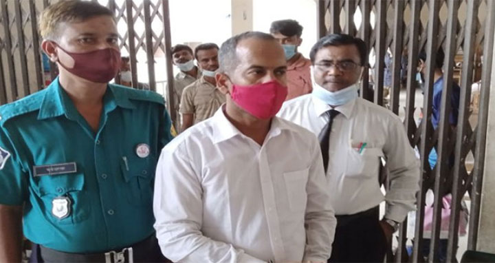 ক্লিনিকে মডার্নার টিকাসহ গ্রেফতার বিজয় কৃষ্ণ ২ দিনের রিমান্ডে
