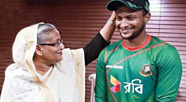 এবার মাঠের বাইরে সাকিব॥ কিনলেন তিন আসনে মনোনয়ন ফরম